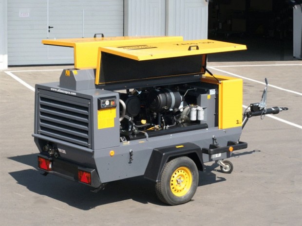 Atlas Copco XAHS 146 diesel légkompresszor